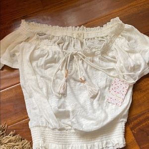 Free people white top WITH TAG